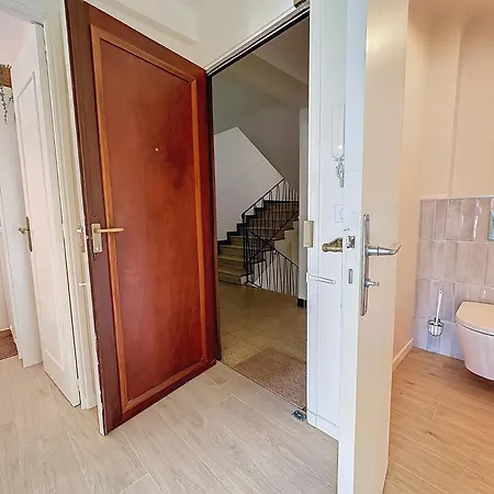 63m2 Grande Terrasse, Climatisation & Parking, 2br