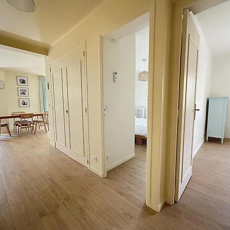 Apartment 63m2 Grande Terrasse, Climatisation & Parking, 2br Cannes