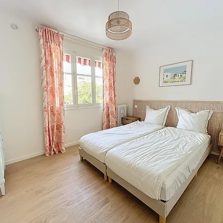 63m2 Grande Terrasse, Climatisation & Parking, 2br * Cannes